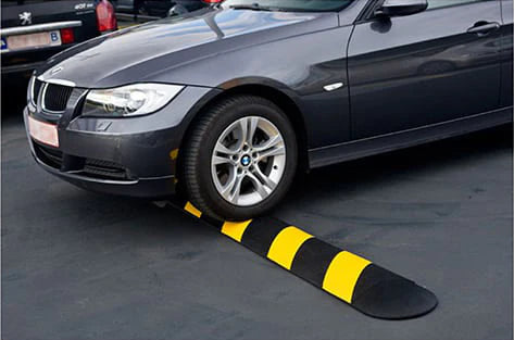 Speed Bump Sign